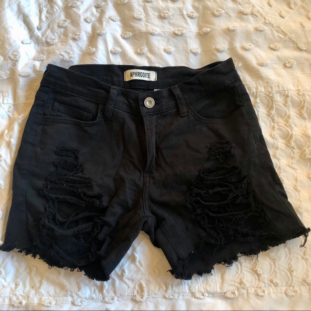Black denim ripped shorts